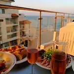 B - бийч B * Obzor