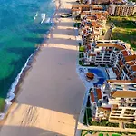 Apartment B - бийч B