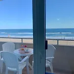 B - бийч B * Obzor