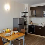 B - бийч B 公寓 *