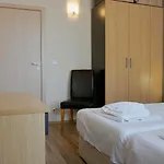 Apartment B - бийч B