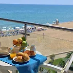 B - бийч B * Obzor