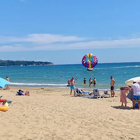 Apartment B - бийч B *