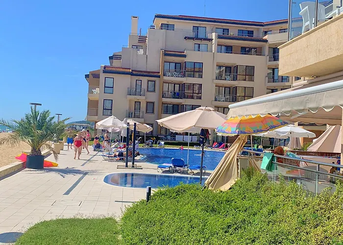 Apartment B - бийч B