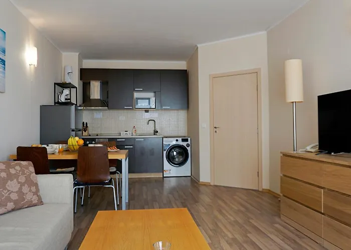 Apartment B - бийч B