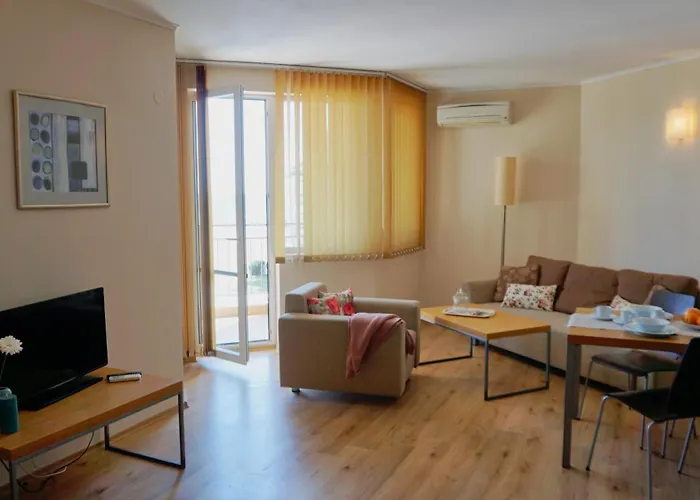 Apartment B - бийч B